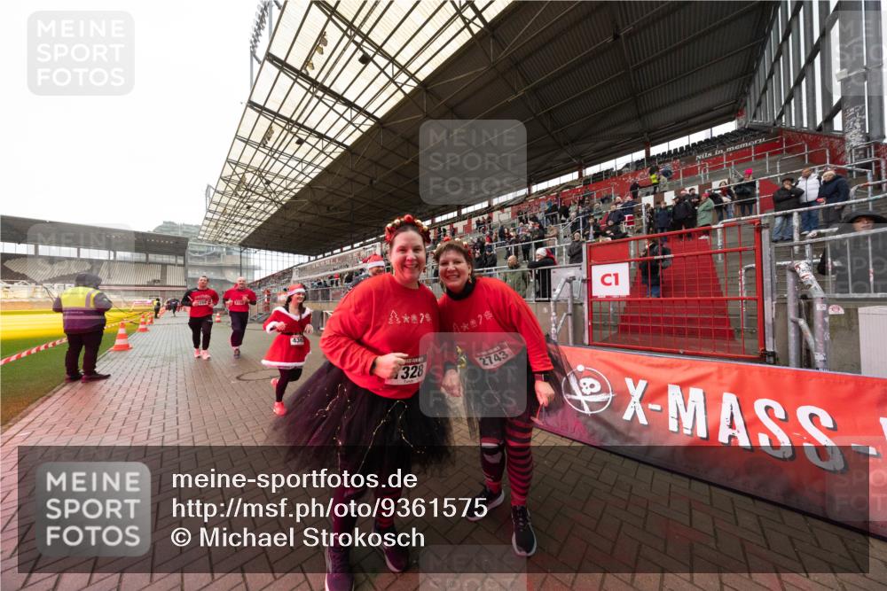 07.12.2025 - St. Pauli X-Mass-Run No. 15 Michael Strokosch http://msf.ph/oto/9361575 07.12.2025 11:17:18 Laufen 4266, 328, 7, 2743, 1 meine-sportfotos.de