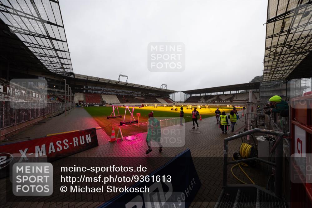 07.12.2025 - St. Pauli X-Mass-Run No. 15 Michael Strokosch http://msf.ph/oto/9361613 07.12.2025 11:24:58 Laufen  meine-sportfotos.de