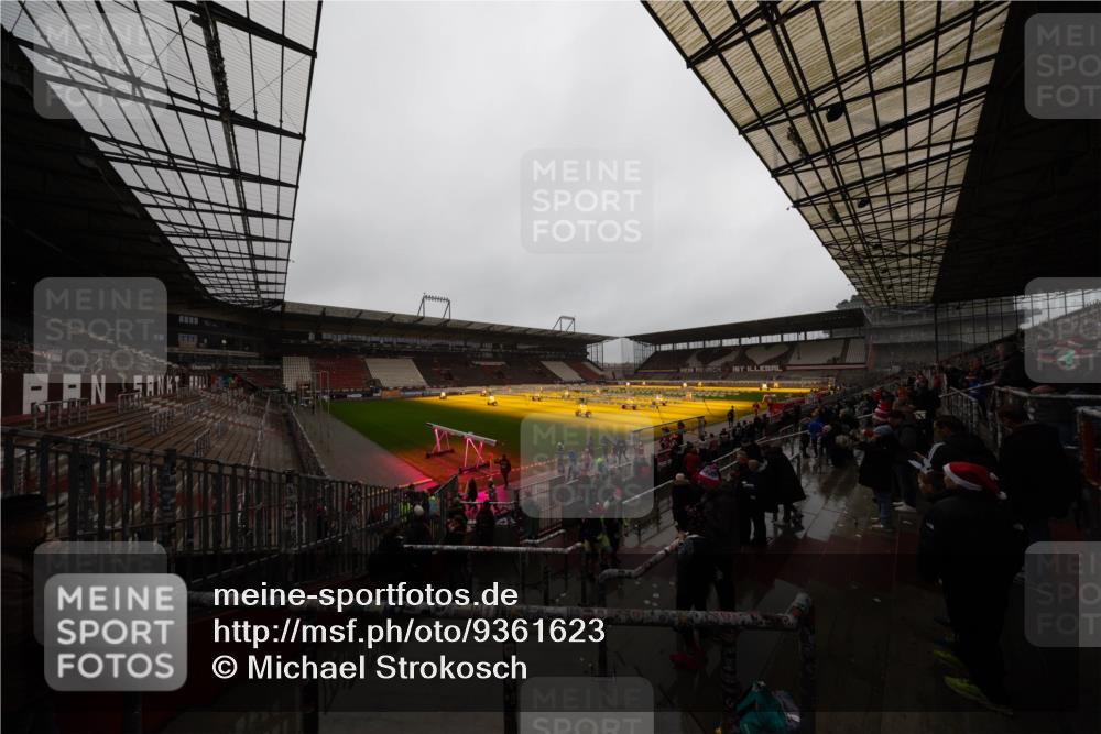 07.12.2025 - St. Pauli X-Mass-Run No. 15 Michael Strokosch http://msf.ph/oto/9361623 07.12.2025 11:25:47 Laufen  meine-sportfotos.de
