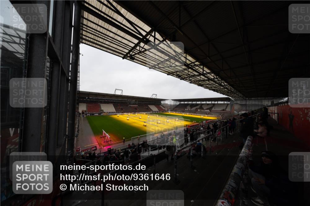 07.12.2025 - St. Pauli X-Mass-Run No. 15 Michael Strokosch http://msf.ph/oto/9361646 07.12.2025 11:26:58 Laufen  meine-sportfotos.de