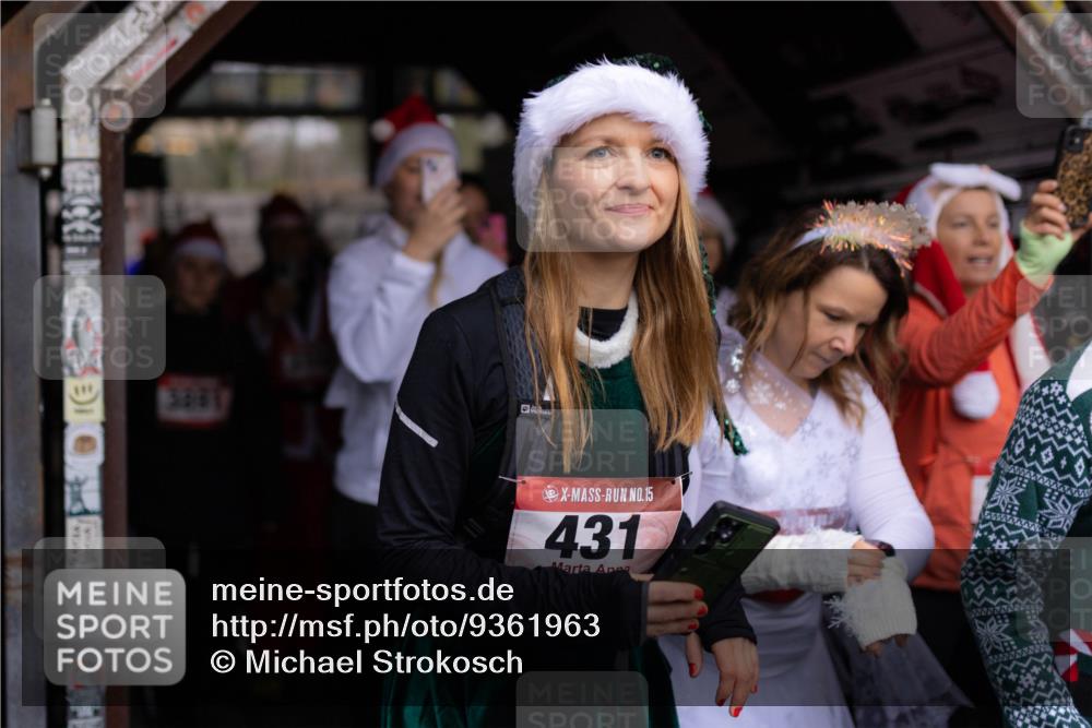07.12.2025 - St. Pauli X-Mass-Run No. 15 Michael Strokosch http://msf.ph/oto/9361963 07.12.2025 10:33:38 Laufen 3881, 15, 431 meine-sportfotos.de