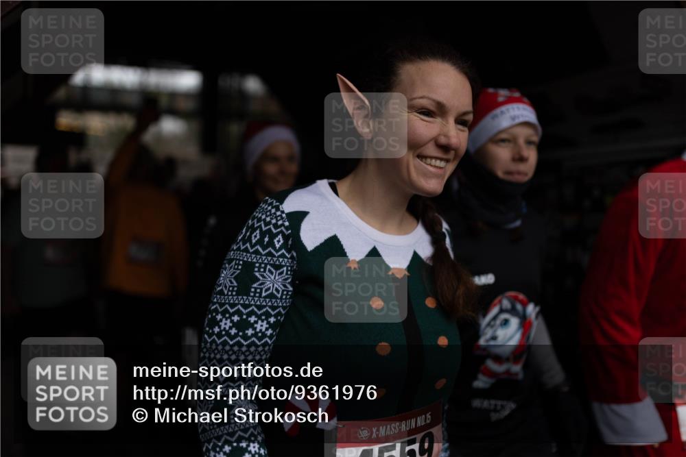 07.12.2025 - St. Pauli X-Mass-Run No. 15 Michael Strokosch http://msf.ph/oto/9361976 07.12.2025 10:33:42 Laufen 15 meine-sportfotos.de