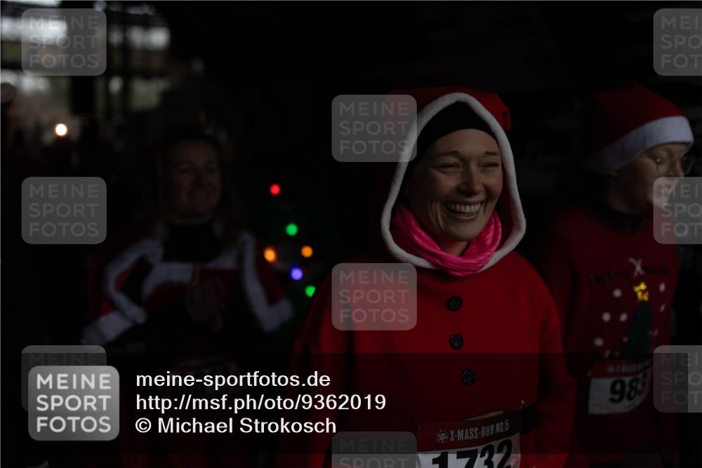 07.12.2025 - St. Pauli X-Mass-Run No. 15 Michael Strokosch http://msf.ph/oto/9362019 07.12.2025 10:34:11 Laufen 2814, 983, 15, 1732 meine-sportfotos.de