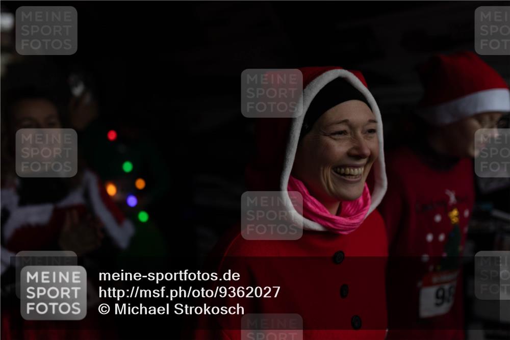 07.12.2025 - St. Pauli X-Mass-Run No. 15 Michael Strokosch http://msf.ph/oto/9362027 07.12.2025 10:34:12 Laufen 2814, 98 meine-sportfotos.de