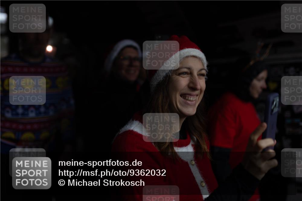 07.12.2025 - St. Pauli X-Mass-Run No. 15 Michael Strokosch http://msf.ph/oto/9362032 07.12.2025 10:34:14 Laufen 9000, 423 meine-sportfotos.de