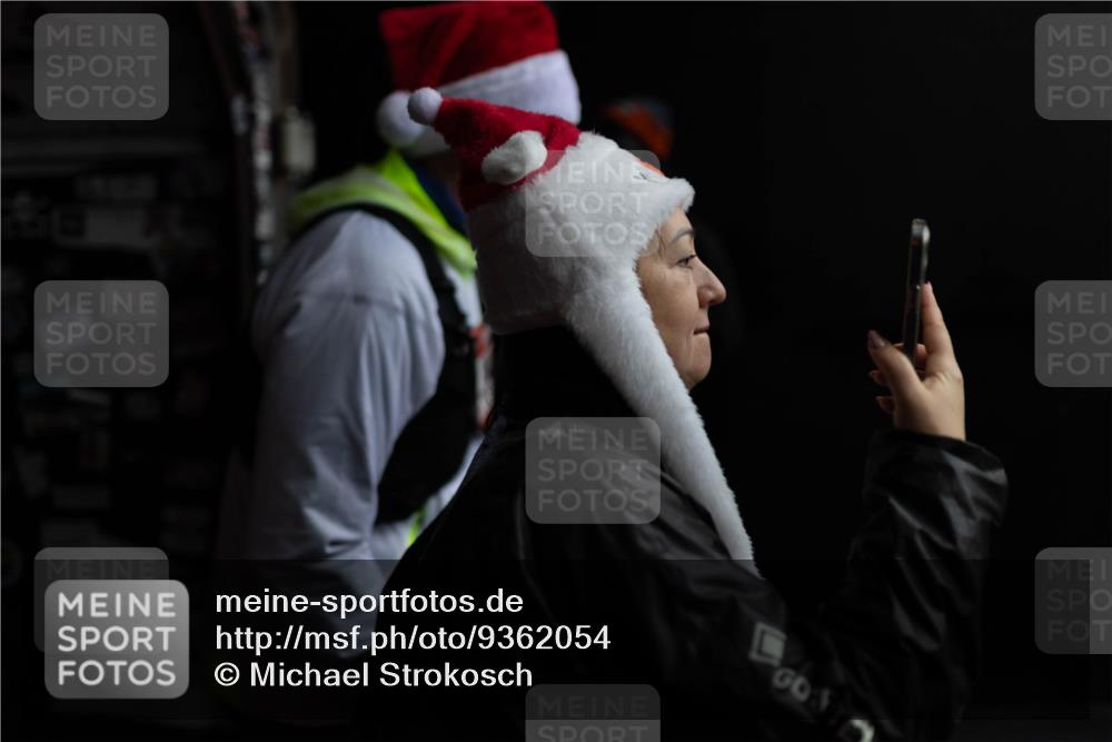 07.12.2025 - St. Pauli X-Mass-Run No. 15 Michael Strokosch http://msf.ph/oto/9362054 07.12.2025 10:34:23 Laufen  meine-sportfotos.de