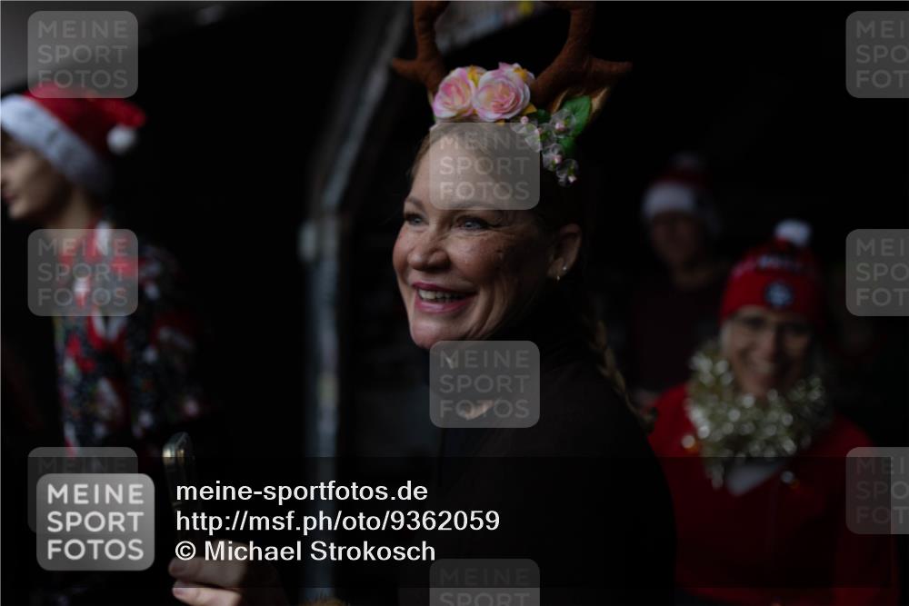 07.12.2025 - St. Pauli X-Mass-Run No. 15 Michael Strokosch http://msf.ph/oto/9362059 07.12.2025 10:34:34 Laufen  meine-sportfotos.de