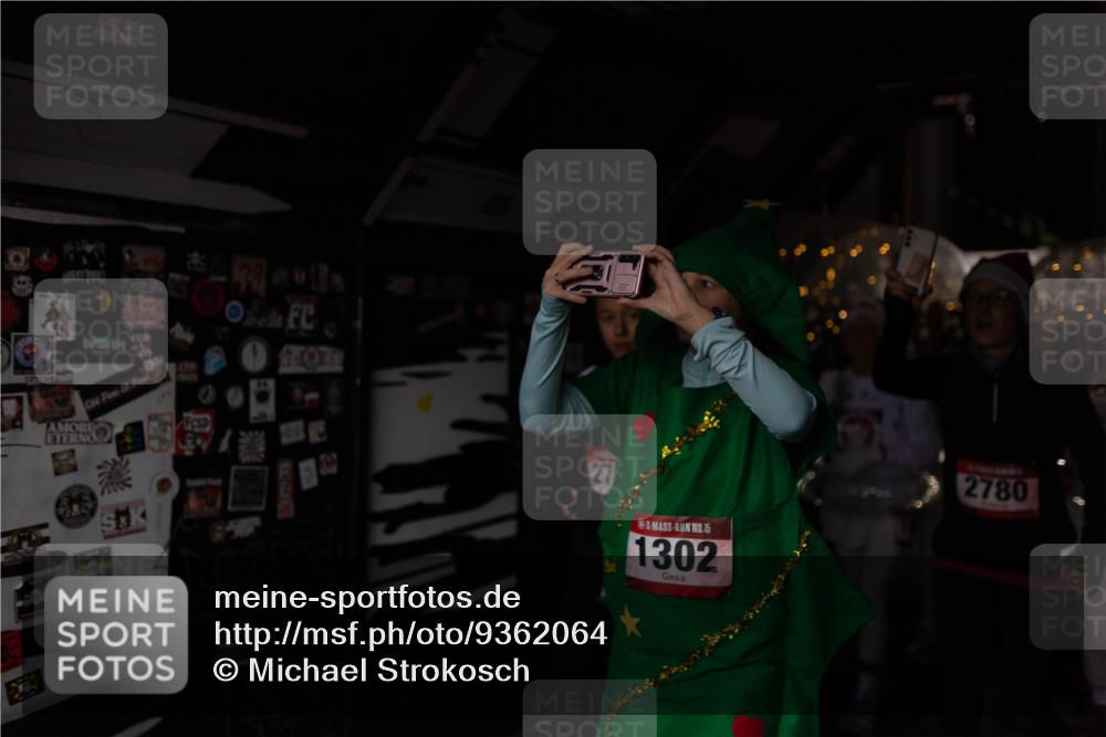 07.12.2025 - St. Pauli X-Mass-Run No. 15 Michael Strokosch http://msf.ph/oto/9362064 07.12.2025 10:34:36 Laufen 478, 27, 15, 1302, 2780 meine-sportfotos.de