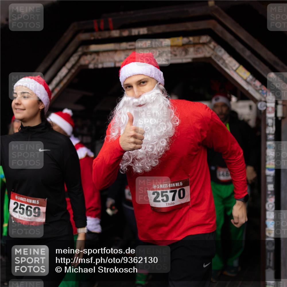 07.12.2025 - St. Pauli X-Mass-Run No. 15 Michael Strokosch http://msf.ph/oto/9362130 07.12.2025 10:35:06 Laufen 15, 2569, 15, 2570, 148 meine-sportfotos.de