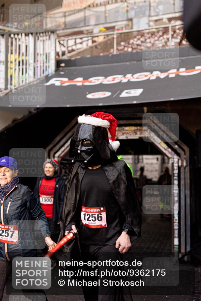 07.12.2025 - St. Pauli X-Mass-Run No. 15 Michael Strokosch http://msf.ph/oto/9362175 07.12.2025 10:35:33 Laufen 15, 257, 1900, 15, 1256 meine-sportfotos.de