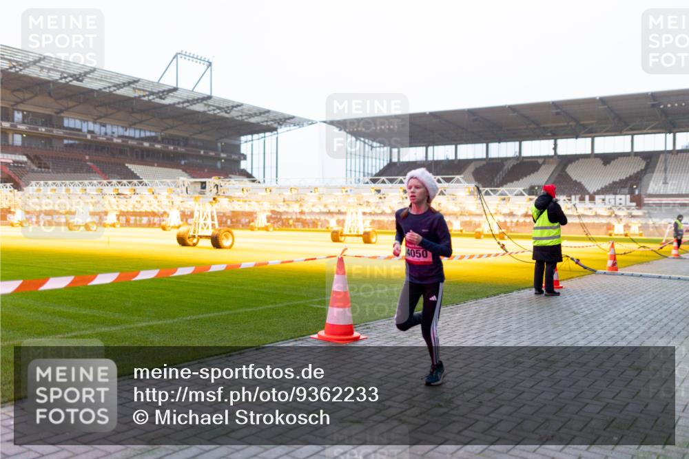 07.12.2025 - St. Pauli X-Mass-Run No. 15 Michael Strokosch http://msf.ph/oto/9362233 07.12.2025 10:54:01 Laufen 4050 meine-sportfotos.de