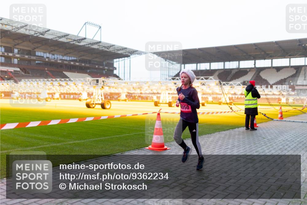 07.12.2025 - St. Pauli X-Mass-Run No. 15 Michael Strokosch http://msf.ph/oto/9362234 07.12.2025 10:54:01 Laufen 4050 meine-sportfotos.de