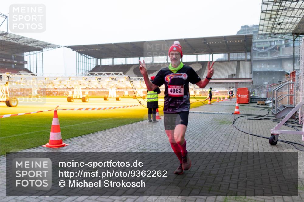 07.12.2025 - St. Pauli X-Mass-Run No. 15 Michael Strokosch http://msf.ph/oto/9362262 07.12.2025 10:54:08 Laufen 4062 meine-sportfotos.de