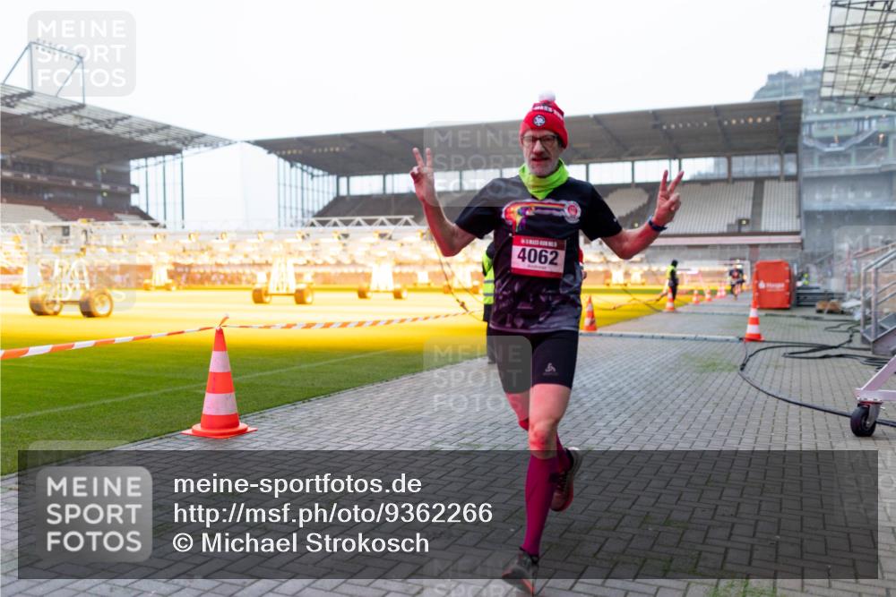 07.12.2025 - St. Pauli X-Mass-Run No. 15 Michael Strokosch http://msf.ph/oto/9362266 07.12.2025 10:54:08 Laufen 4062 meine-sportfotos.de