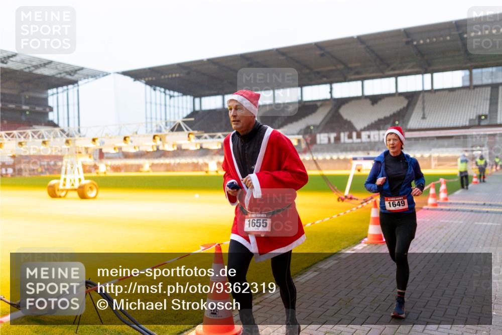07.12.2025 - St. Pauli X-Mass-Run No. 15 Michael Strokosch http://msf.ph/oto/9362319 07.12.2025 10:54:59 Laufen 4066930222, 15, 1655, 1649 meine-sportfotos.de