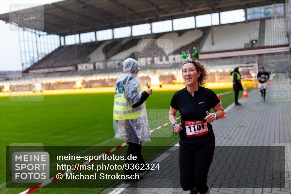 07.12.2025 - St. Pauli X-Mass-Run No. 15 Michael Strokosch http://msf.ph/oto/9362324 07.12.2025 10:55:20 Laufen 5, 1101 meine-sportfotos.de