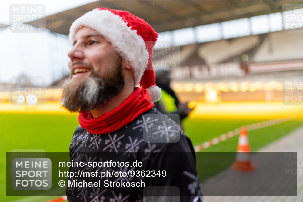 07.12.2025 - St. Pauli X-Mass-Run No. 15 Michael Strokosch http://msf.ph/oto/9362349 07.12.2025 10:56:12 Laufen  meine-sportfotos.de