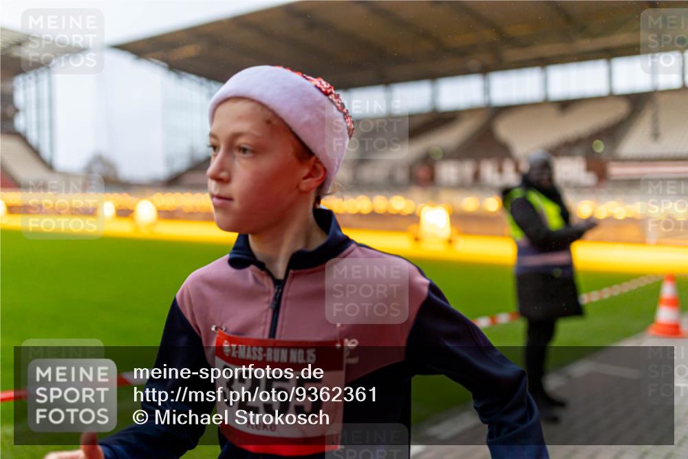 07.12.2025 - St. Pauli X-Mass-Run No. 15 Michael Strokosch http://msf.ph/oto/9362361 07.12.2025 10:56:32 Laufen 15, 3255, 0000 meine-sportfotos.de