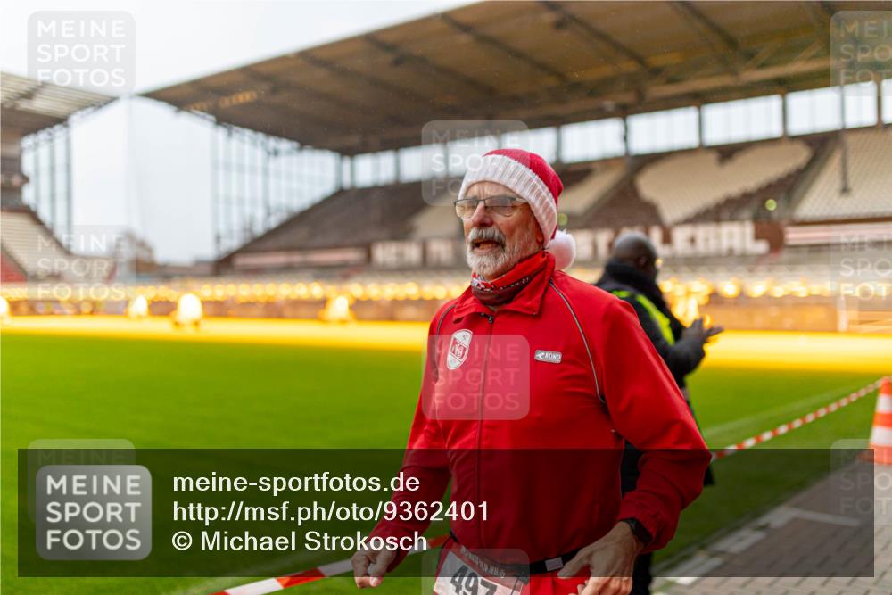 07.12.2025 - St. Pauli X-Mass-Run No. 15 Michael Strokosch http://msf.ph/oto/9362401 07.12.2025 10:56:59 Laufen 15, 49 meine-sportfotos.de