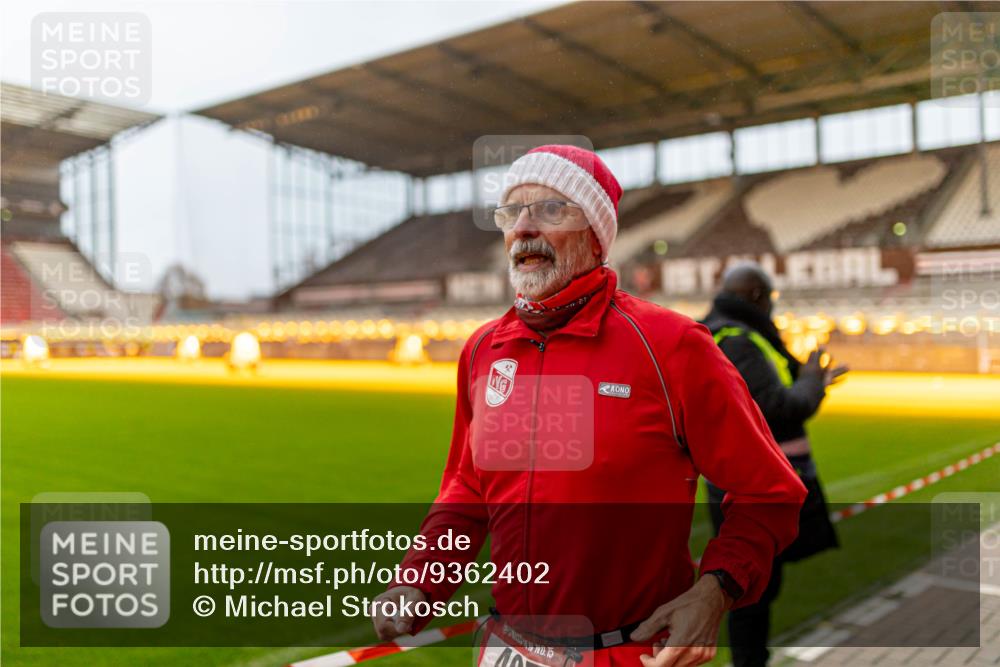 07.12.2025 - St. Pauli X-Mass-Run No. 15 Michael Strokosch http://msf.ph/oto/9362402 07.12.2025 10:56:59 Laufen 15 meine-sportfotos.de