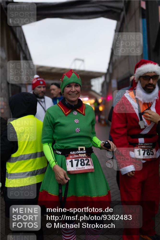 07.12.2025 - St. Pauli X-Mass-Run No. 15 Michael Strokosch http://msf.ph/oto/9362483 07.12.2025 10:59:20 Laufen 65, 1782, 1785 meine-sportfotos.de