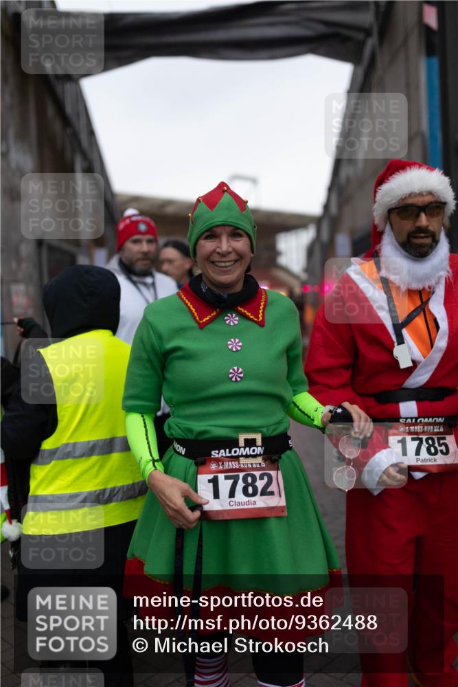 07.12.2025 - St. Pauli X-Mass-Run No. 15 Michael Strokosch http://msf.ph/oto/9362488 07.12.2025 10:59:21 Laufen 5, 1782, 6, 1785 meine-sportfotos.de