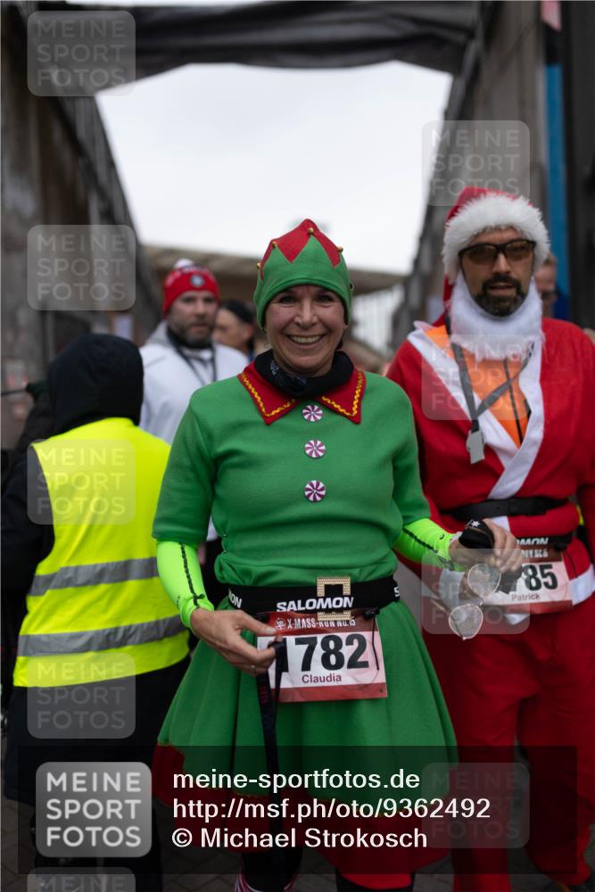 07.12.2025 - St. Pauli X-Mass-Run No. 15 Michael Strokosch http://msf.ph/oto/9362492 07.12.2025 10:59:21 Laufen 15, 1782, 85 meine-sportfotos.de