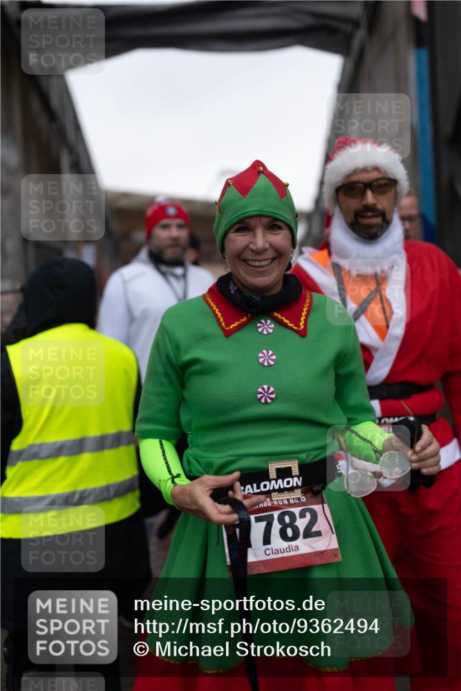 07.12.2025 - St. Pauli X-Mass-Run No. 15 Michael Strokosch http://msf.ph/oto/9362494 07.12.2025 10:59:21 Laufen 15, 782 meine-sportfotos.de