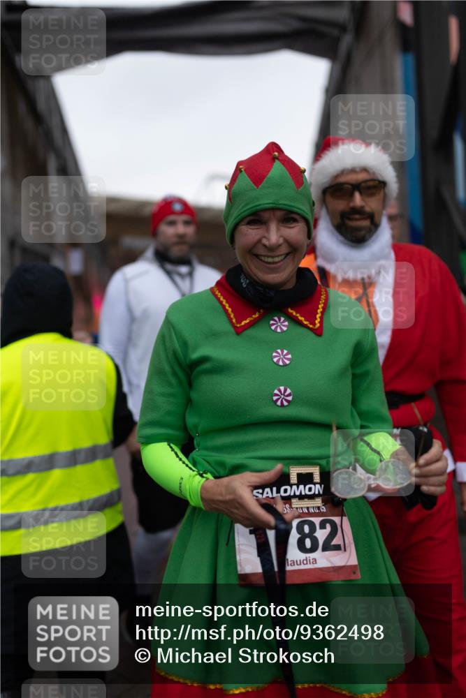 07.12.2025 - St. Pauli X-Mass-Run No. 15 Michael Strokosch http://msf.ph/oto/9362498 07.12.2025 10:59:21 Laufen 82 meine-sportfotos.de