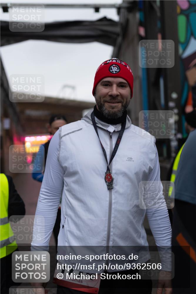 07.12.2025 - St. Pauli X-Mass-Run No. 15 Michael Strokosch http://msf.ph/oto/9362506 07.12.2025 10:59:24 Laufen  meine-sportfotos.de