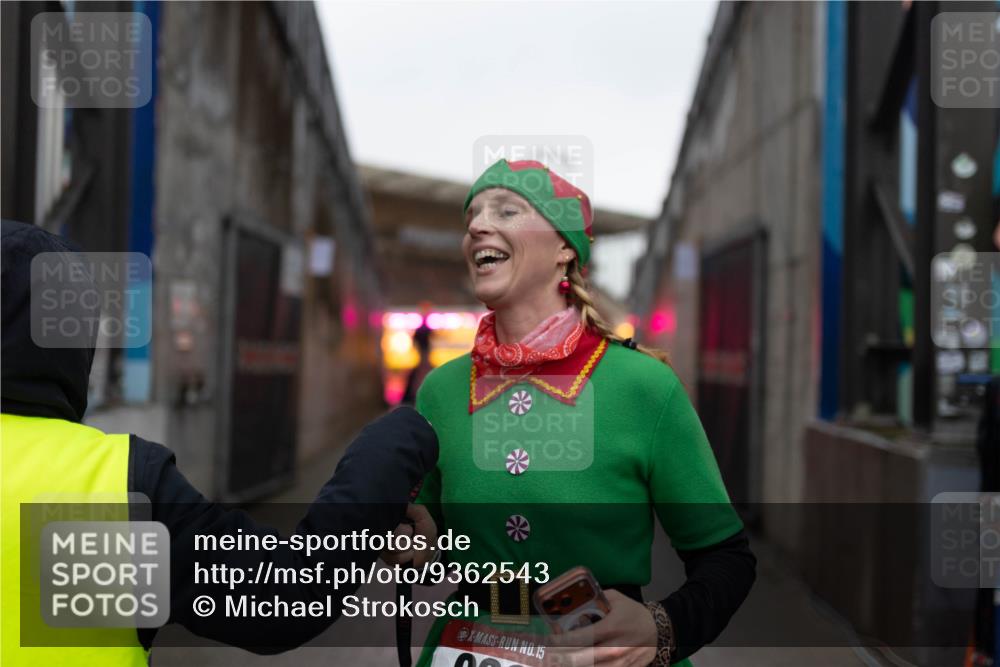 07.12.2025 - St. Pauli X-Mass-Run No. 15 Michael Strokosch http://msf.ph/oto/9362543 07.12.2025 10:59:44 Laufen 15 meine-sportfotos.de
