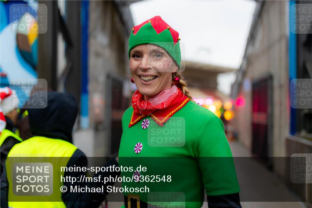 07.12.2025 - St. Pauli X-Mass-Run No. 15 Michael Strokosch http://msf.ph/oto/9362548 07.12.2025 10:59:45 Laufen  meine-sportfotos.de