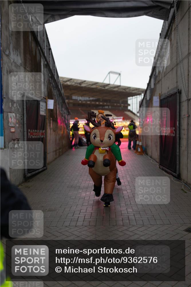 07.12.2025 - St. Pauli X-Mass-Run No. 15 Michael Strokosch http://msf.ph/oto/9362576 07.12.2025 10:59:52 Laufen  meine-sportfotos.de
