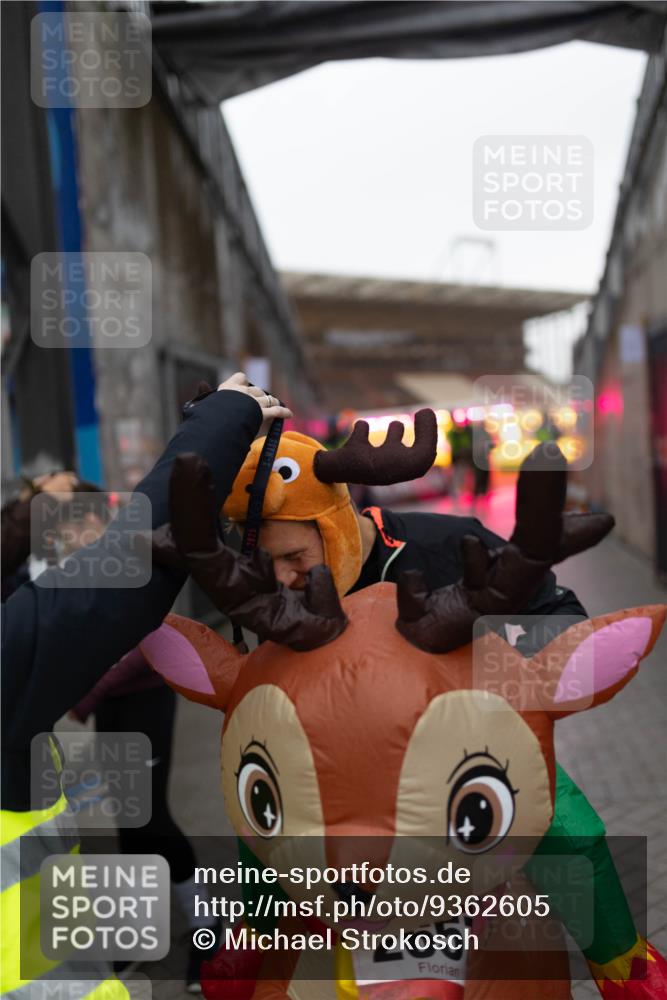 07.12.2025 - St. Pauli X-Mass-Run No. 15 Michael Strokosch http://msf.ph/oto/9362605 07.12.2025 10:59:55 Laufen 265 meine-sportfotos.de