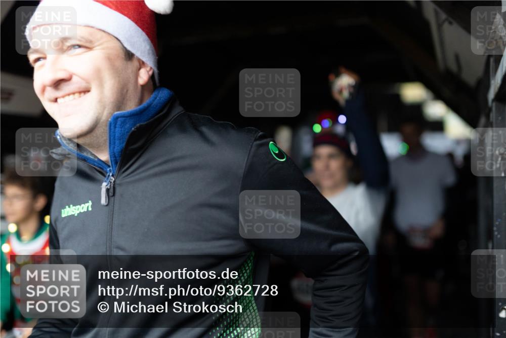 07.12.2025 - St. Pauli X-Mass-Run No. 15 Michael Strokosch http://msf.ph/oto/9362728 07.12.2025 11:13:15 Laufen  meine-sportfotos.de