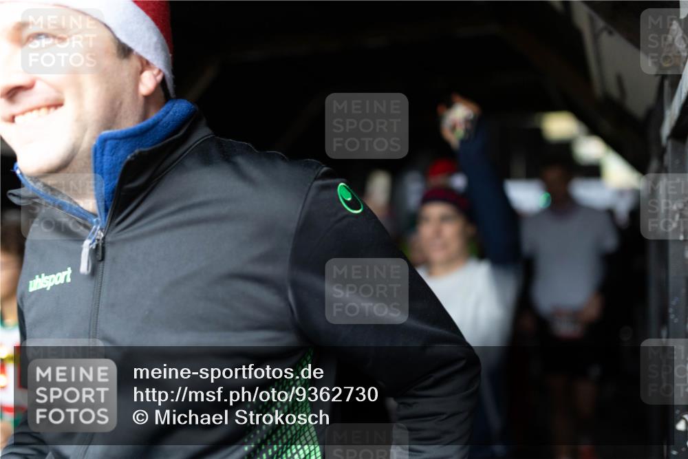 07.12.2025 - St. Pauli X-Mass-Run No. 15 Michael Strokosch http://msf.ph/oto/9362730 07.12.2025 11:13:15 Laufen  meine-sportfotos.de