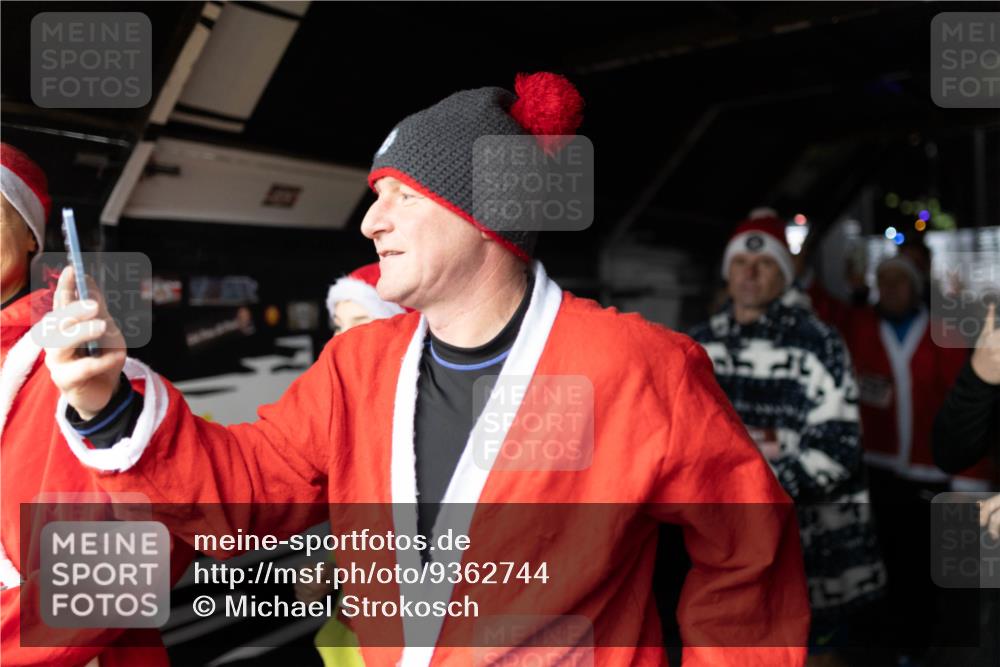 07.12.2025 - St. Pauli X-Mass-Run No. 15 Michael Strokosch http://msf.ph/oto/9362744 07.12.2025 11:13:18 Laufen  meine-sportfotos.de