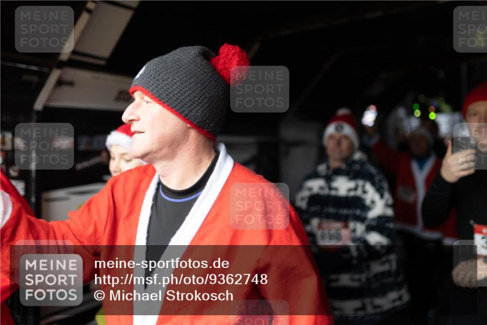 07.12.2025 - St. Pauli X-Mass-Run No. 15 Michael Strokosch http://msf.ph/oto/9362748 07.12.2025 11:13:18 Laufen  meine-sportfotos.de