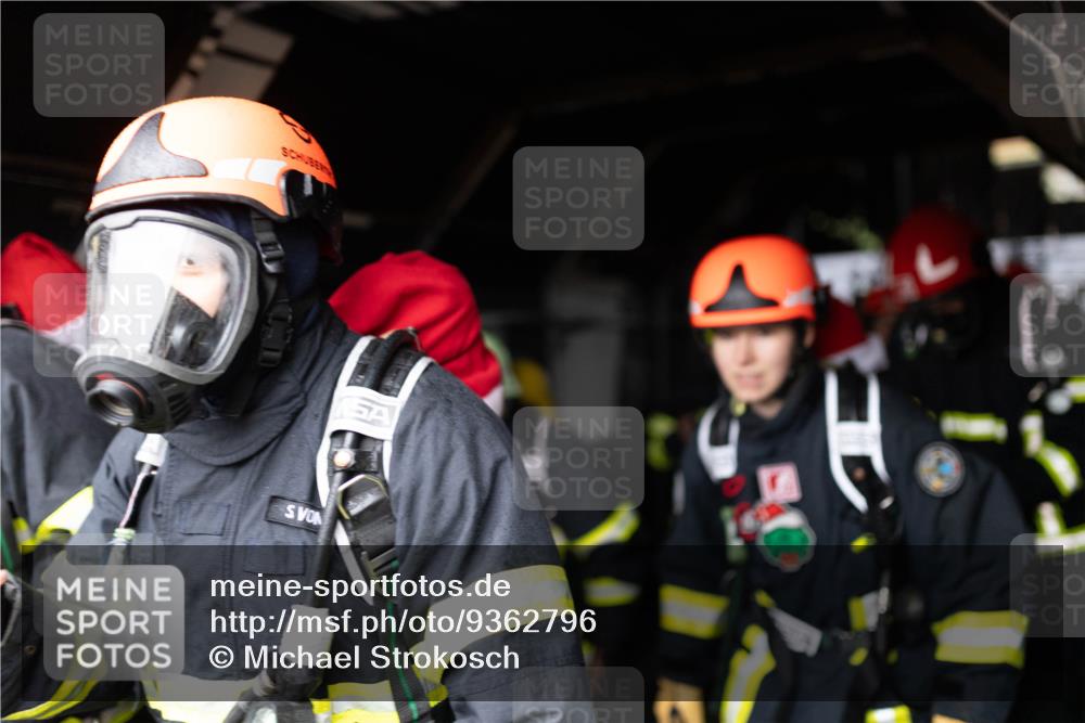07.12.2025 - St. Pauli X-Mass-Run No. 15 Michael Strokosch http://msf.ph/oto/9362796 07.12.2025 11:13:33 Laufen  meine-sportfotos.de