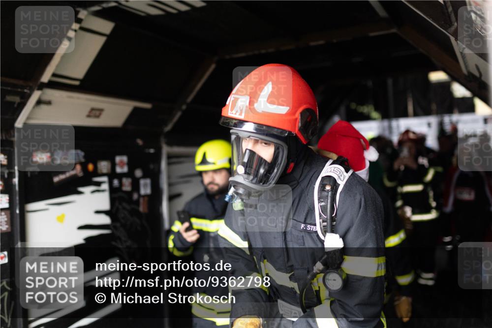 07.12.2025 - St. Pauli X-Mass-Run No. 15 Michael Strokosch http://msf.ph/oto/9362798 07.12.2025 11:13:34 Laufen  meine-sportfotos.de