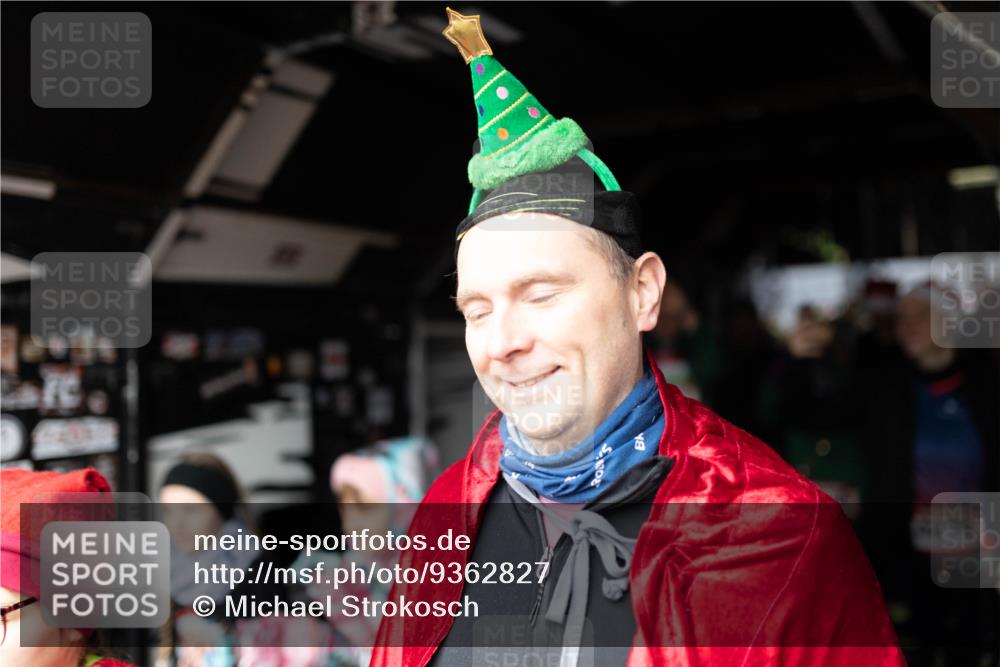 07.12.2025 - St. Pauli X-Mass-Run No. 15 Michael Strokosch http://msf.ph/oto/9362827 07.12.2025 11:13:39 Laufen  meine-sportfotos.de