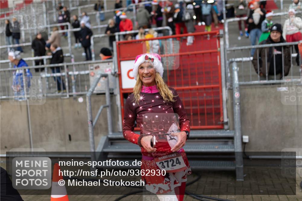 07.12.2025 - St. Pauli X-Mass-Run No. 15 Michael Strokosch http://msf.ph/oto/9362930 07.12.2025 11:20:15 Laufen 15, 3724 meine-sportfotos.de