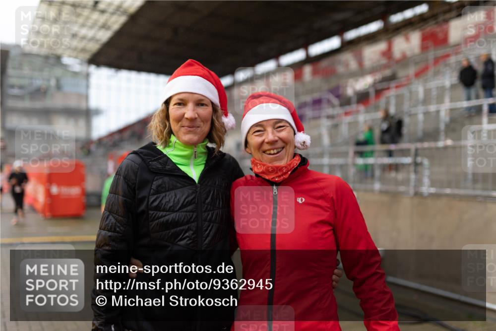 07.12.2025 - St. Pauli X-Mass-Run No. 15 Michael Strokosch http://msf.ph/oto/9362945 07.12.2025 11:20:22 Laufen  meine-sportfotos.de