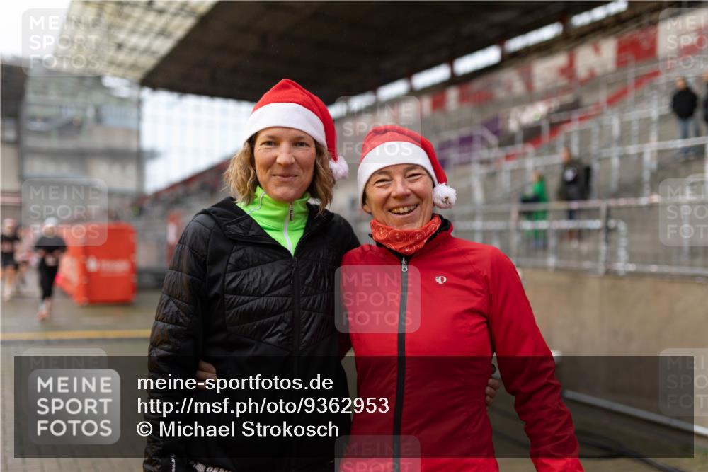 07.12.2025 - St. Pauli X-Mass-Run No. 15 Michael Strokosch http://msf.ph/oto/9362953 07.12.2025 11:20:23 Laufen  meine-sportfotos.de