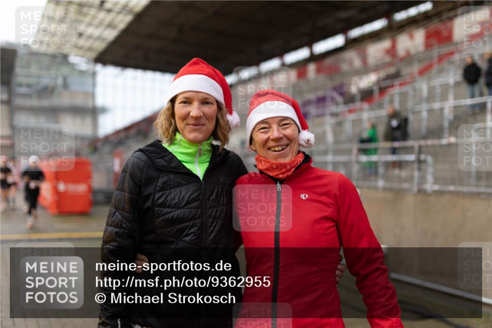 07.12.2025 - St. Pauli X-Mass-Run No. 15 Michael Strokosch http://msf.ph/oto/9362955 07.12.2025 11:20:23 Laufen  meine-sportfotos.de