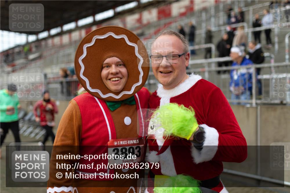 07.12.2025 - St. Pauli X-Mass-Run No. 15 Michael Strokosch http://msf.ph/oto/9362979 07.12.2025 11:20:44 Laufen 15, 3893 meine-sportfotos.de