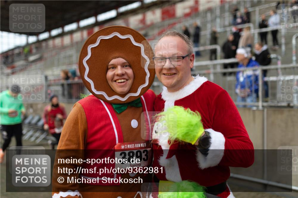 07.12.2025 - St. Pauli X-Mass-Run No. 15 Michael Strokosch http://msf.ph/oto/9362981 07.12.2025 11:20:45 Laufen 15, 3893 meine-sportfotos.de