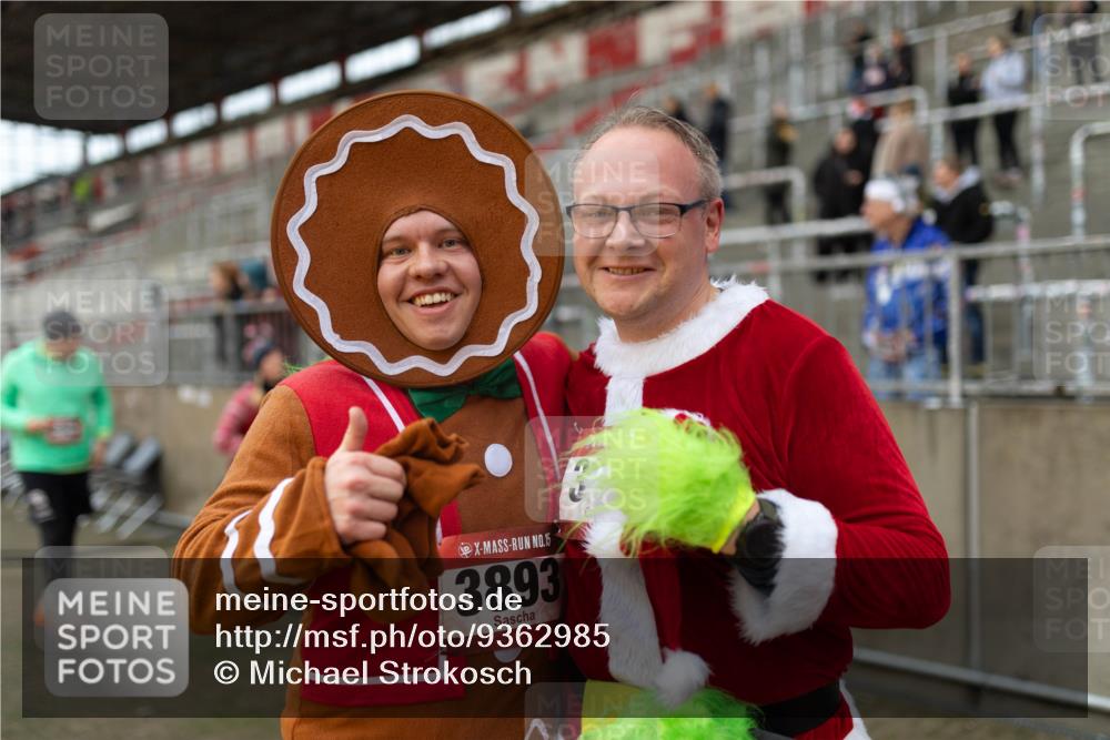 07.12.2025 - St. Pauli X-Mass-Run No. 15 Michael Strokosch http://msf.ph/oto/9362985 07.12.2025 11:20:45 Laufen 15, 3893 meine-sportfotos.de