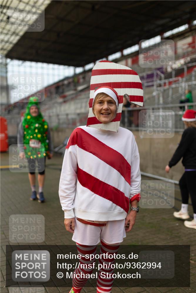 07.12.2025 - St. Pauli X-Mass-Run No. 15 Michael Strokosch http://msf.ph/oto/9362994 07.12.2025 11:20:57 Laufen  meine-sportfotos.de