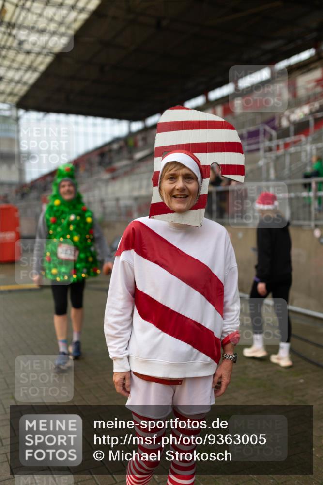 07.12.2025 - St. Pauli X-Mass-Run No. 15 Michael Strokosch http://msf.ph/oto/9363005 07.12.2025 11:20:58 Laufen  meine-sportfotos.de